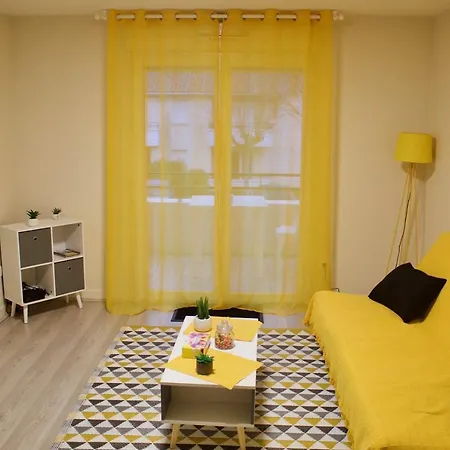 Chrystal Apartment