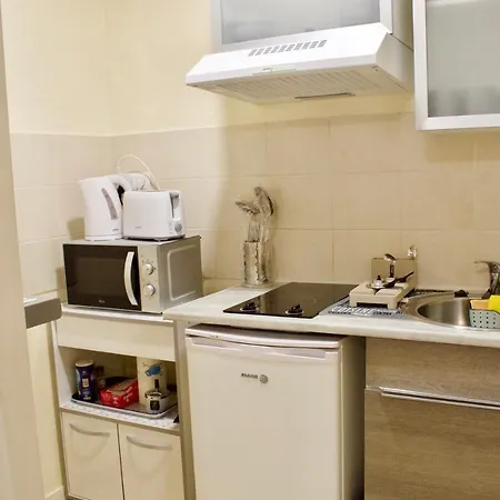 Chrystal Apartment *